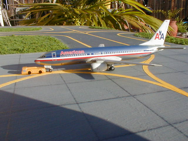 American flight 941 arrives from Miami.