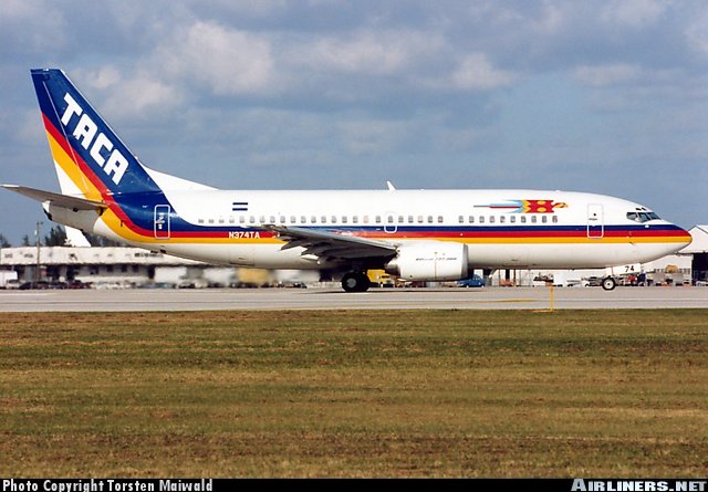 TACA also operated 737-300's in the old livery